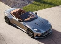 Краса на вівторок: представлено кабріолет Aston Martin DB12 Volante