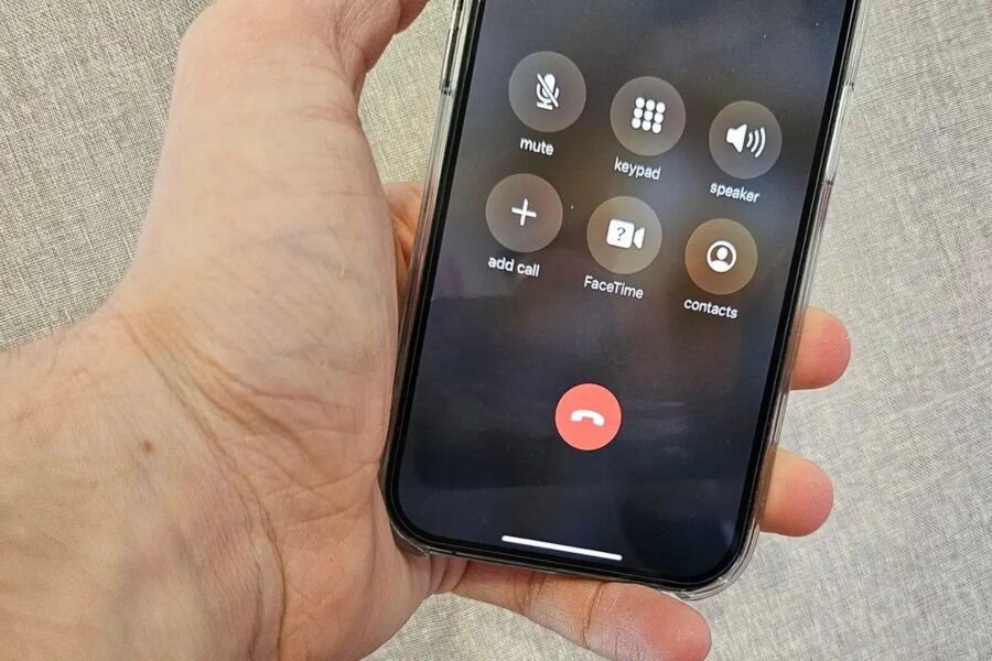 Apple is considering removing the red end-of-call button from the center of the iPhone screen.