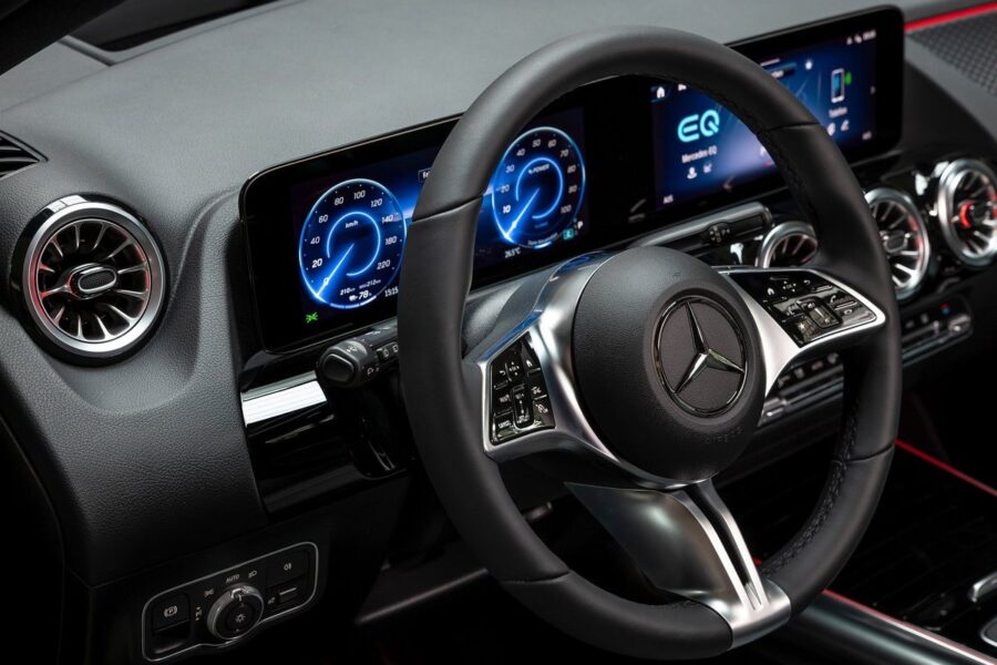 Оновлений електромобіль Mercedes EQA подолає до 560 км – це рекорд класу