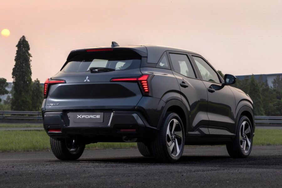Mitsubishi Xforce crossover unveiled: not as expected...