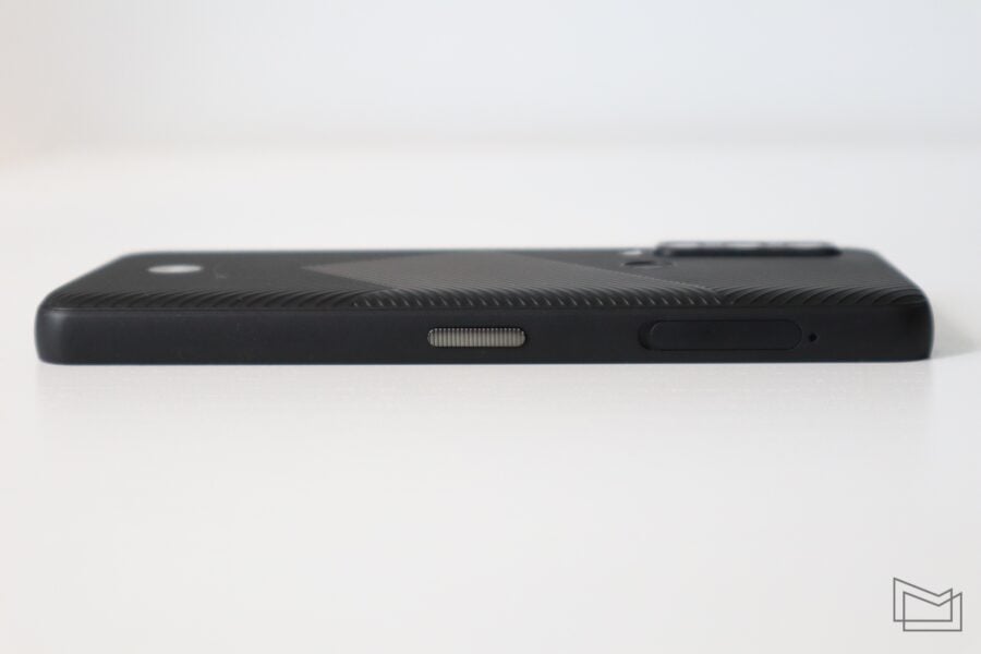 Motorola Defy 2 - rugged smartphone review