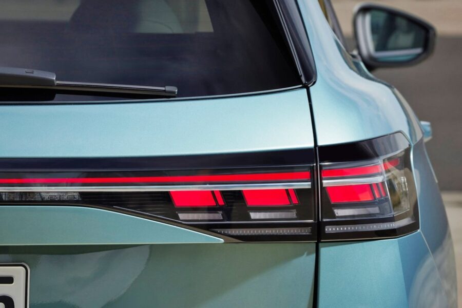 Зустрічаємо новий Volkswagen Passat Variant: з чим прийшов?
