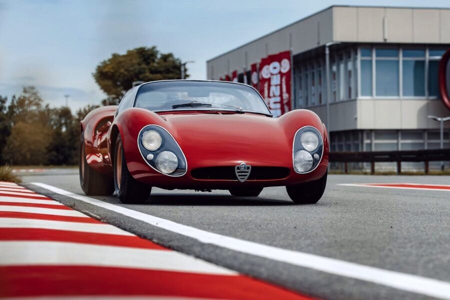 Представлено нове втілення Alfa Romeo 33 Stradale