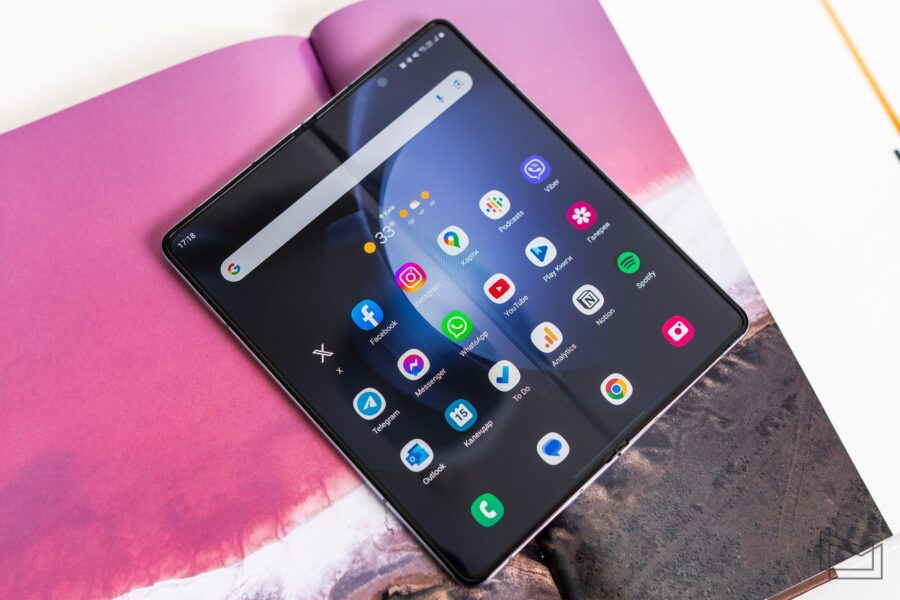 Samsung Galaxy Fold5 review: are foldable smartphones finally ripe?