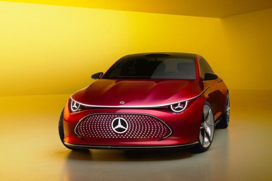 Концепт Mercedes-Benz CLA: електро-седан з запасом ходу до 750 км!
