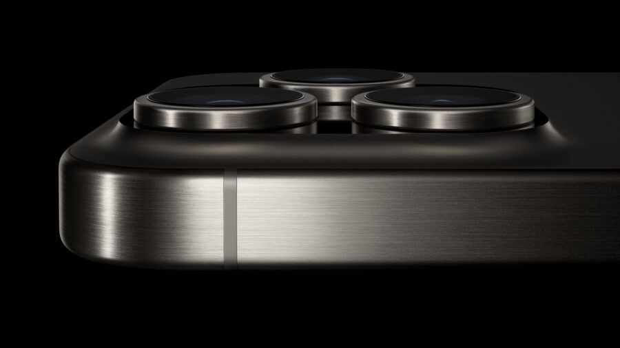 Титан, нова камера телефото, USB-C та Action button: Apple показала нові флагманські iPhone 15 Pro та iPhone 15 Pro Max