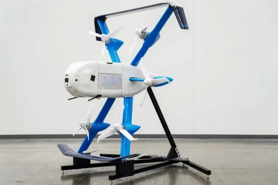 Amazon хоче в 2024 році запустити доставку дронами у Великій Британії та Італії