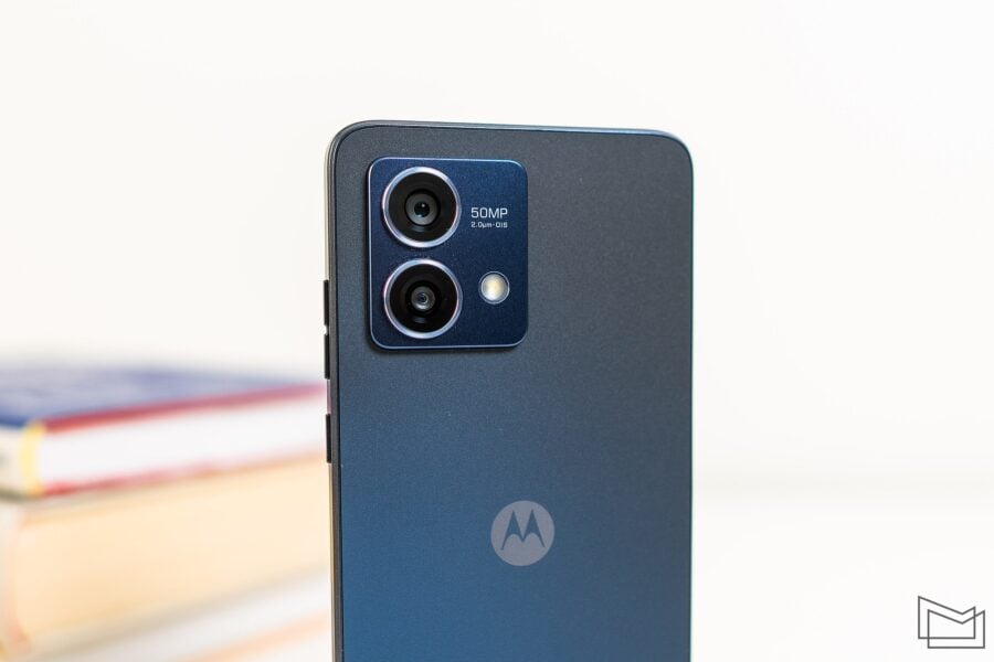 Motorola Moto G84 smartphone review