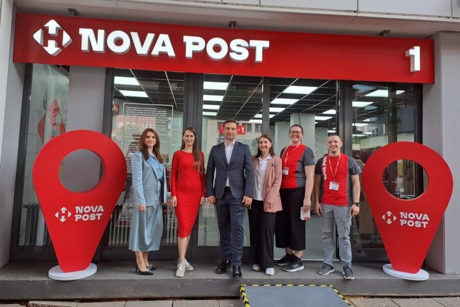«Нова пошта» відкрила відділення в Гамбурзі. Які терміни доставки в Україну?