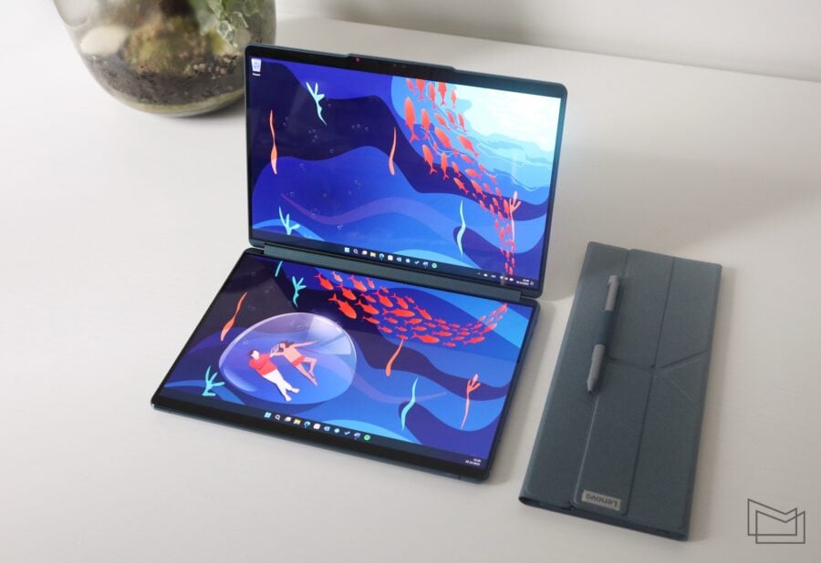 A look at the Lenovo YogaBook 9i - what do two screens in a laptop give you?