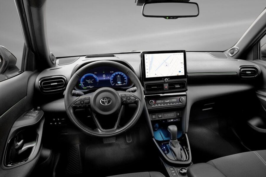 Представлено оновлений кросовер Toyota Yaris Cross: більше потужності та дисплеїв