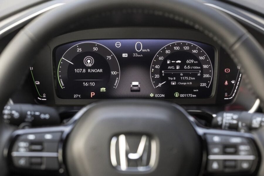 All about the Honda CR-V and Honda ZR-V in Ukraine: always a hybrid, one configuration, and a price of UAH 1.8-2 million