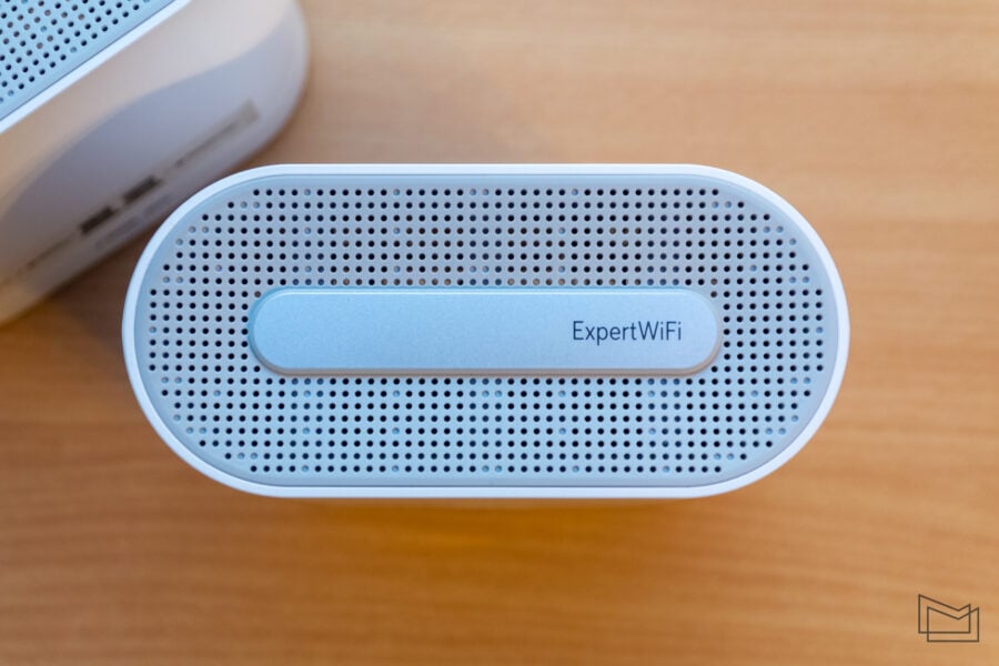 Wi-Fi for business: an overview of the ASUS ExpertWiFi EBM68 Mesh system