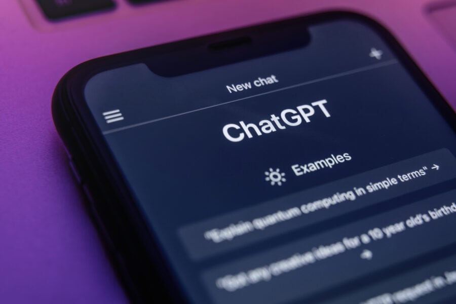 У ChatGPT тепер можна архівувати чати. Що для цього треба зробити?