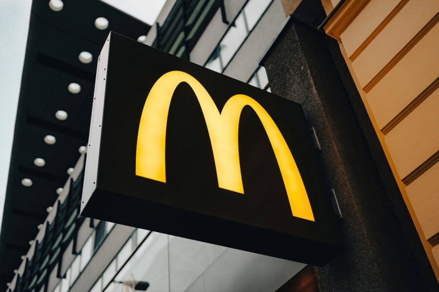 McDonald’s за допомогою Google інтегрує в свою роботу штучний інтелект