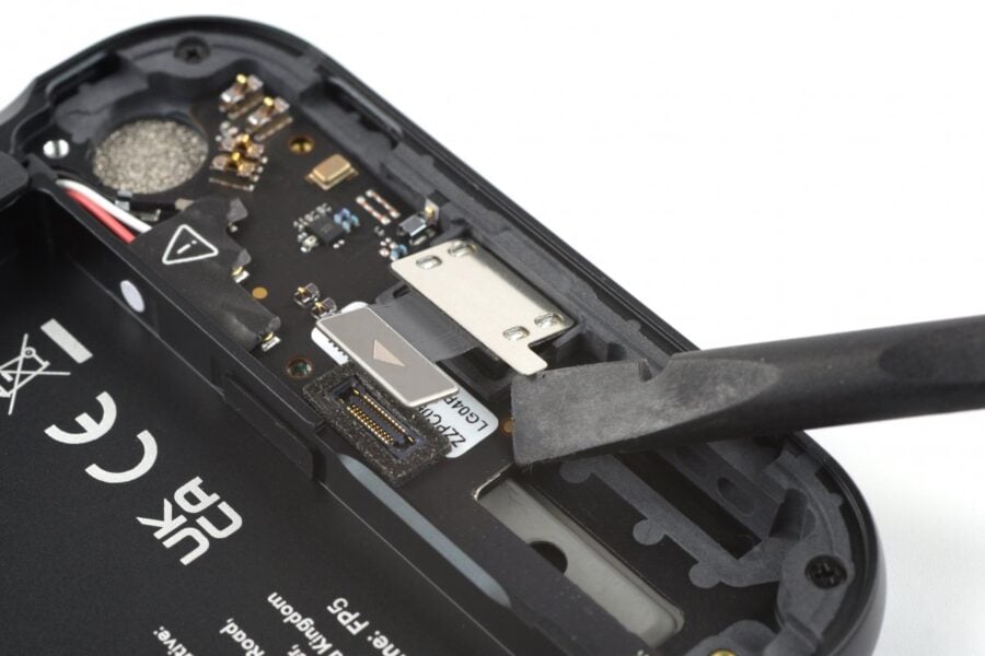 Як і попередні моделі, Fairphone 5 продовжує стрік з найвищим балом ремонтопридатності від iFixit