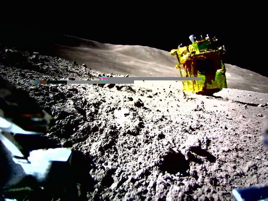 NASA shows a picture of the Japanese SLIM module after landing on the moon