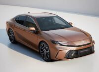 Автомобіль Toyota Camry для Європи: лише передній привод, але найкращі комплектації