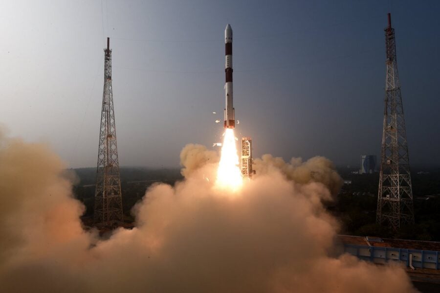 Індія вивела на орбіту супутник XPoSat, який вивчатиме чорні діри