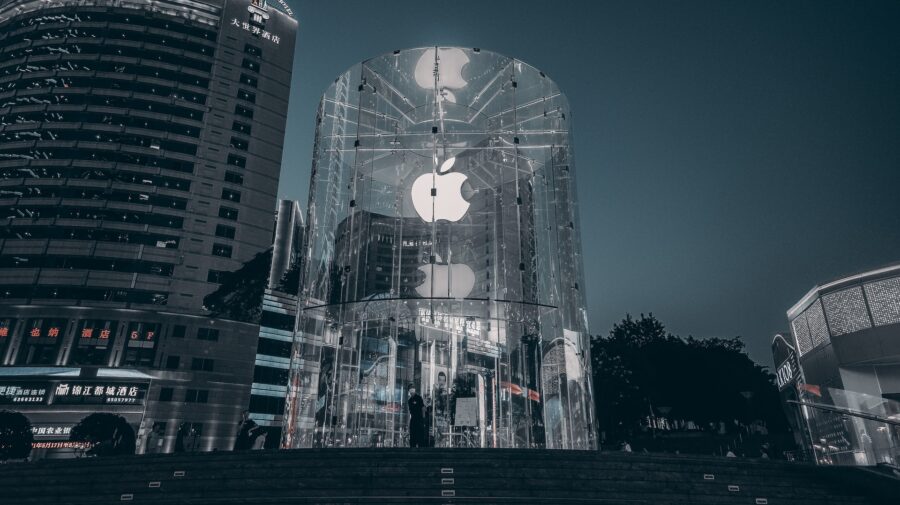 Apple скасовує амбітний проєкт зі створення власного електромобіля