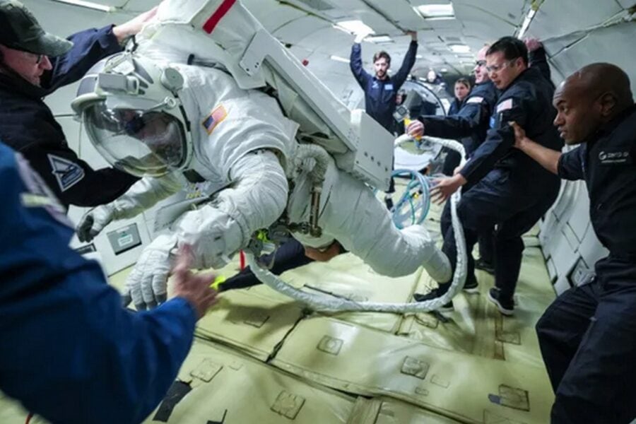 New generation spacesuit for NASA tested in zero gravity