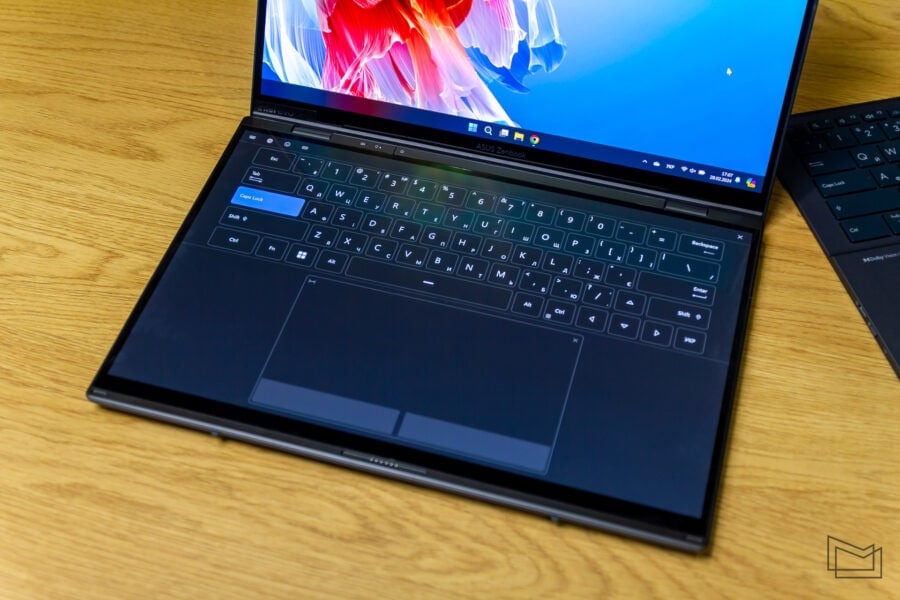 ASUS Zenbook DUO (2024) UX8406 review: one screen is good, but two are better?