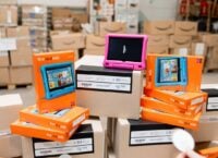 Українські школярі отримають від Amazon майже 6 тис. планшетів та електронних книг