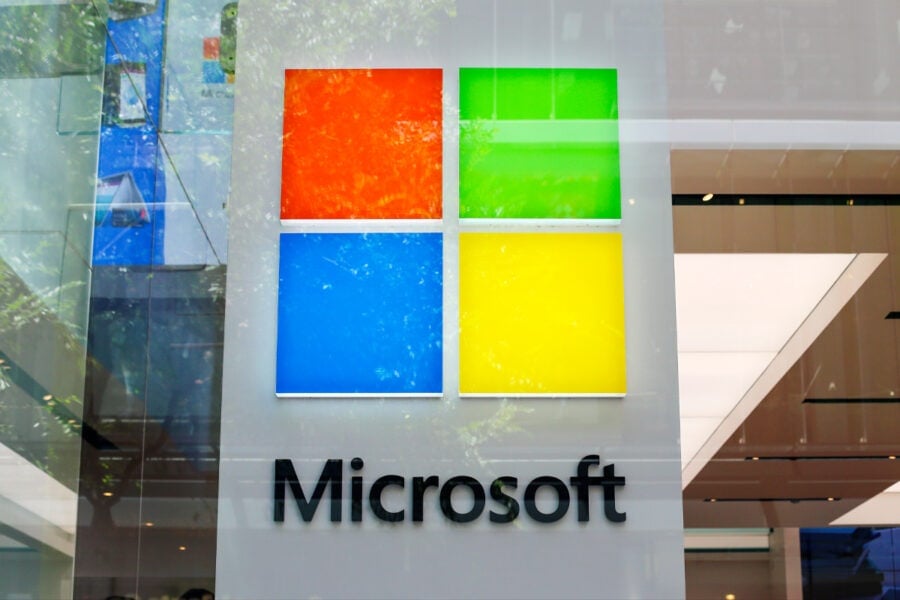 Russian hackers steal Microsoft source code