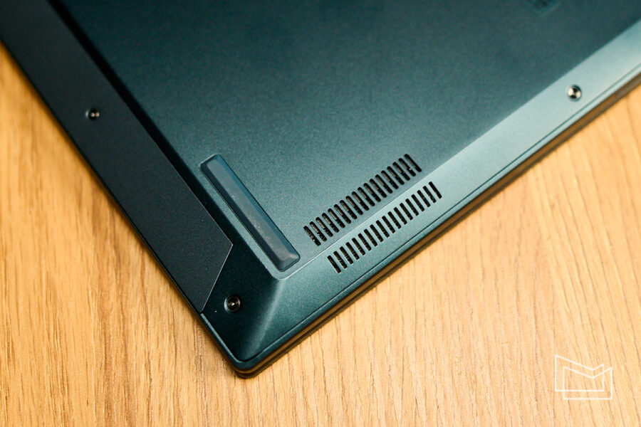 ASUS Zenbook 14 OLED laptop review (UX3405)
