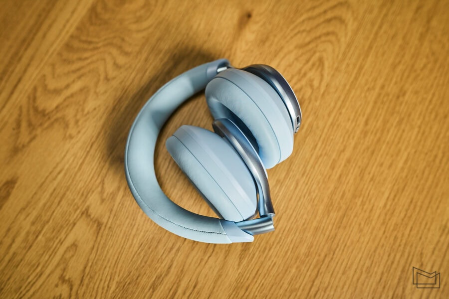 Бездротові навушники, яким є чим здивувати: огляд soundcore Space One від Anker