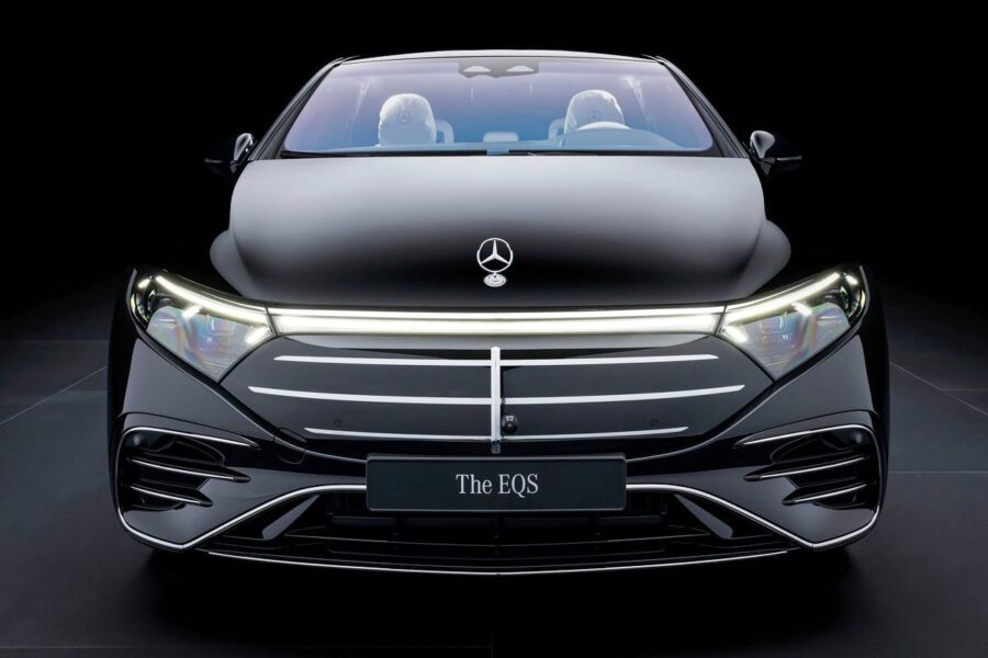 Оновлення Mercedes EQS: більш традиційна зовнішність та 800+ км пробігу