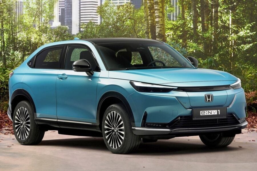 Test drive of the Honda e:NS1 electric car - Japanese brand, Chinese production, European prospects?