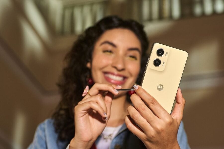 Motorola unveiled the Moto G Stylus 5G smartphone