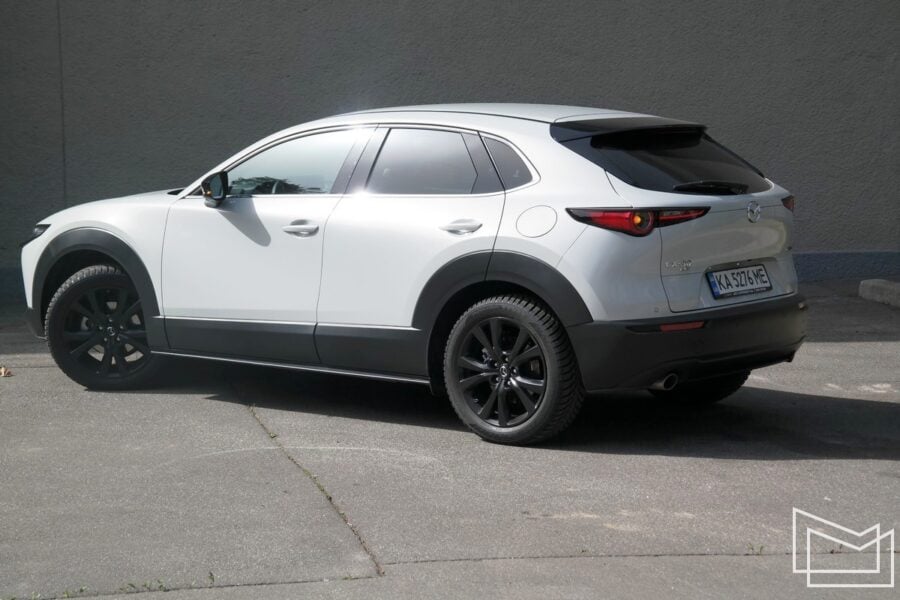 Test drive Mazda CX-30 SPORT BLACK 2024: main questions and answers