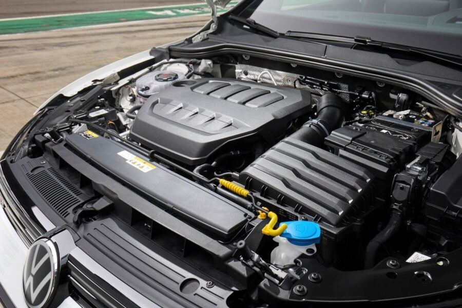 Оновлення Volkswagen Golf GTI Clubsport: більше легкості та швидкості