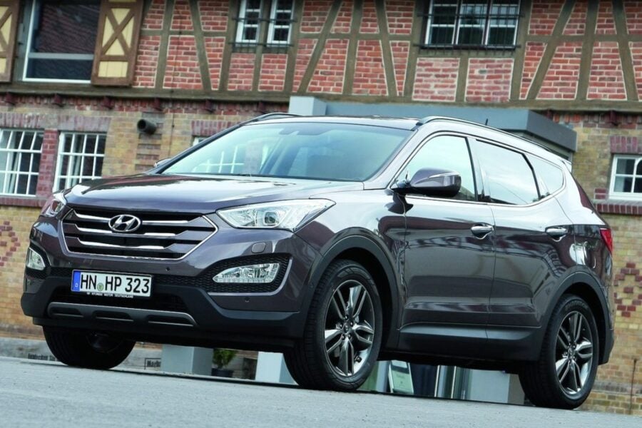 Тест-драйв Hyundai Santa Fe: брутальний ззовні, добрий всередині