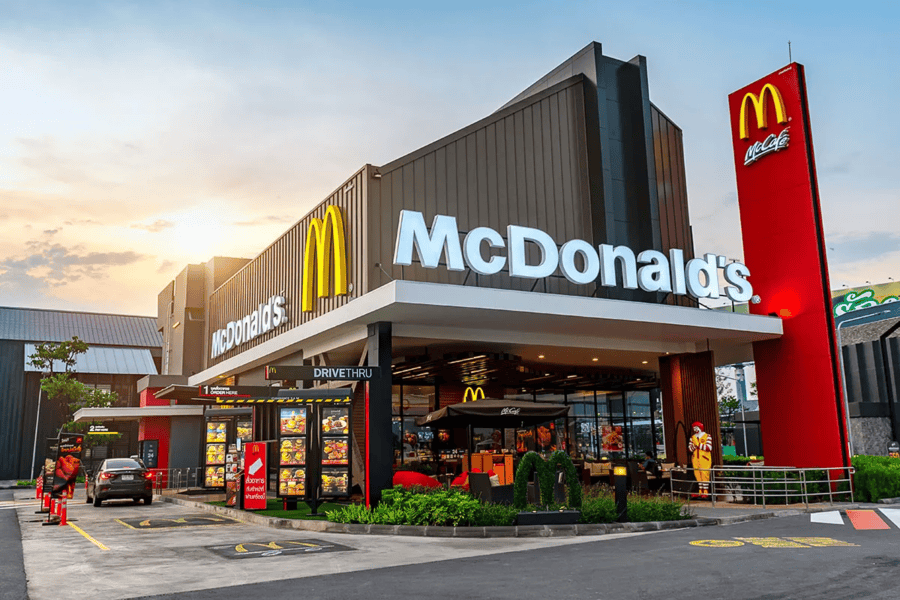 McDonald’s призупиняє тестування голосових ШІ-систем в своїх ресторанах